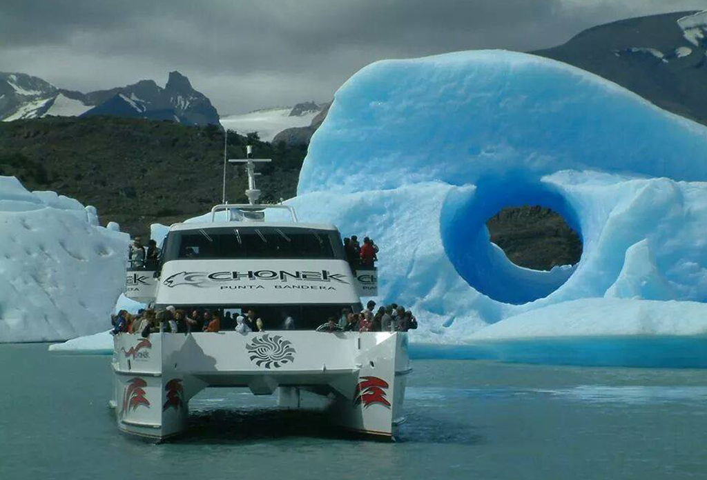 Sailing among icebergs in Patagonia on our Argentina Tour