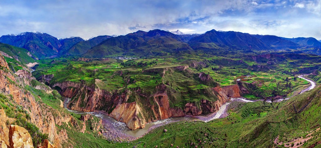 Deepest, or 2nd deepest canyon in the world? Its pretty deep!