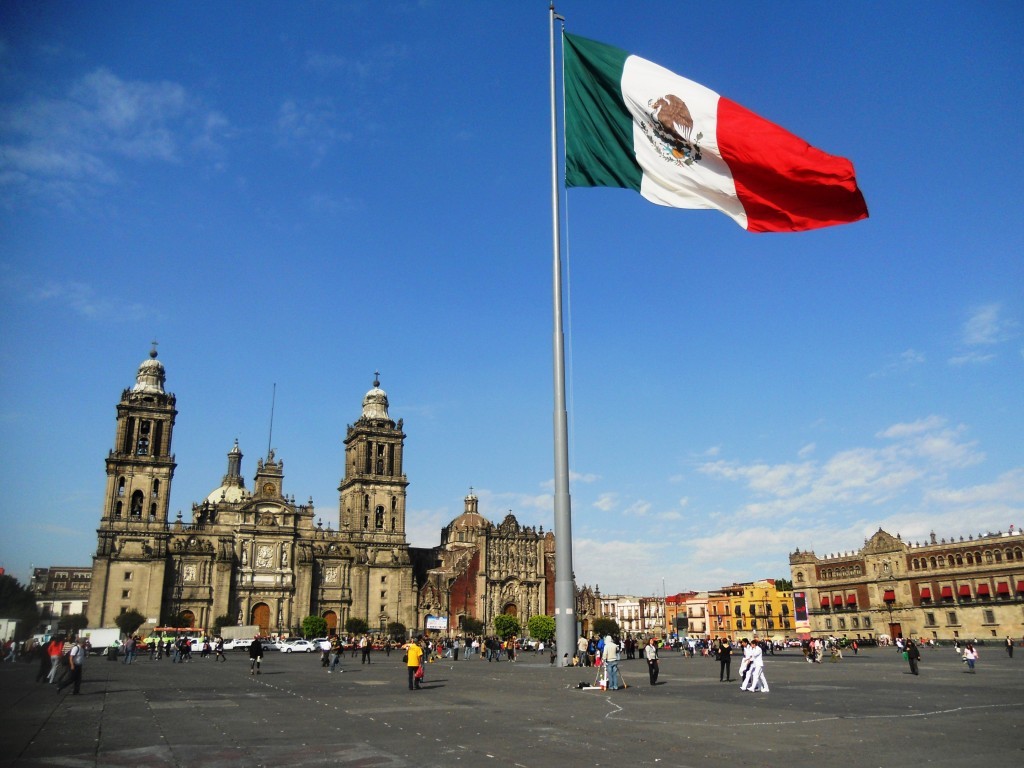 The main square "Zocala" in Mexico City is huge