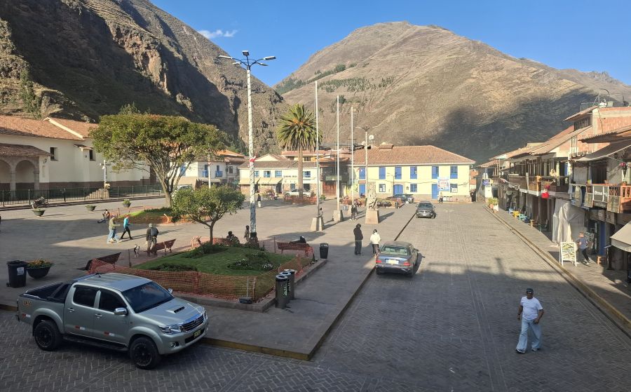 The main square in Pisac is surrounded by cafes and restaurants.